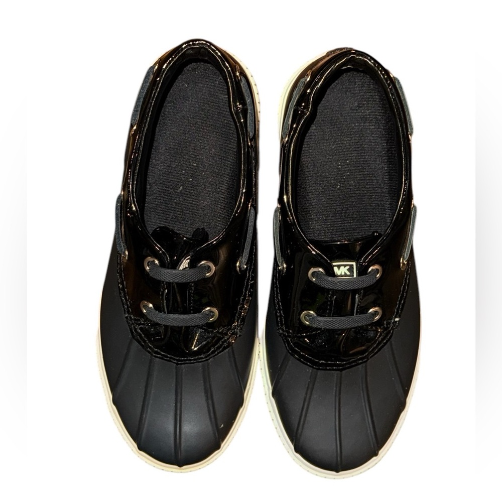 MICHAEL KORS WOMEN'S HYDE RUBBER/PATENT BLACK DUCK BOOTS SIZE 6 - Picture 6 of 8